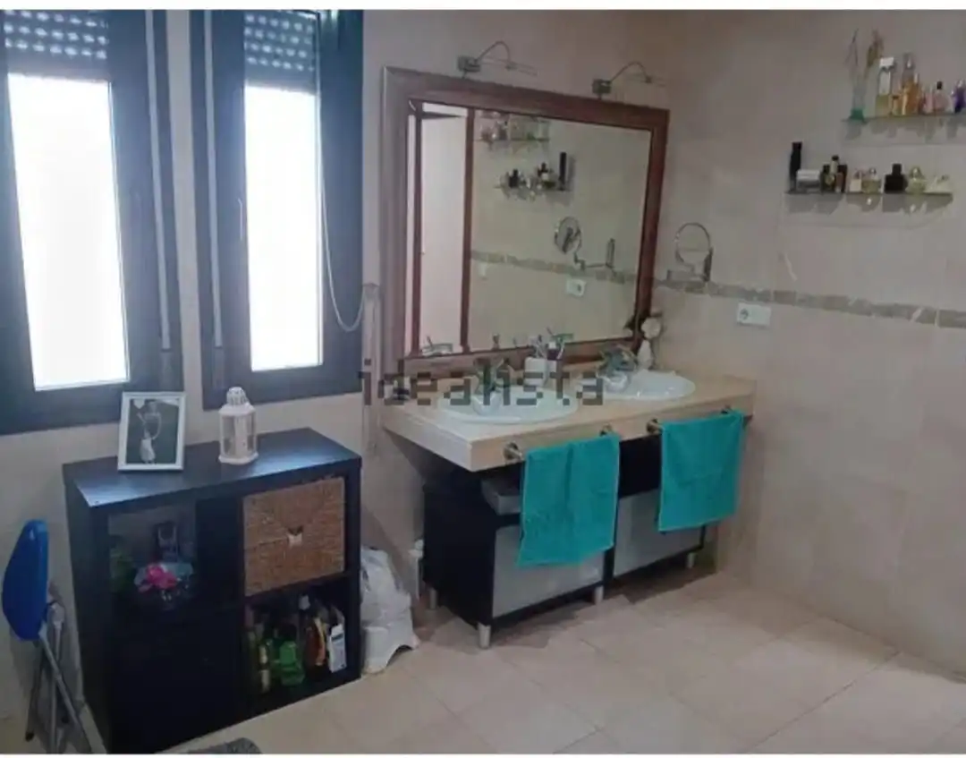 Baño de Casa o chalet en venta en Ciudad Real con Aire acondicionado, Calefacción y Jardín privado