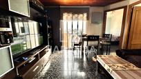 Living room of Flat for sale in Santa Coloma de Gramenet