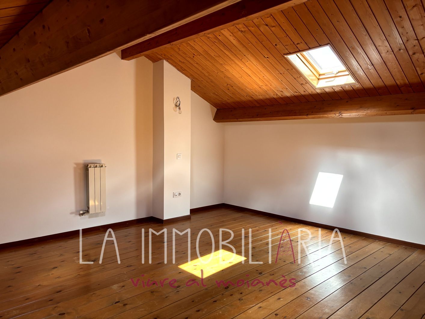 Sala d'estar de Casa adosada en venda en Castellterçol amb Calefacció, Parquet i Forn