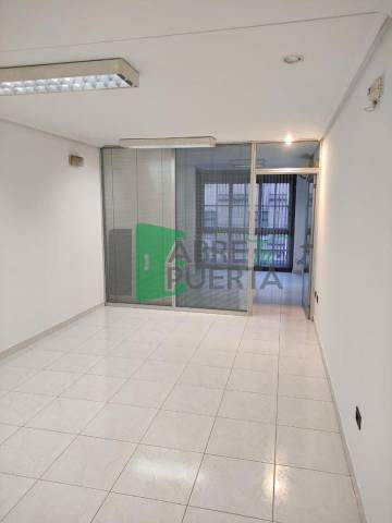 Local comercial en Alquiler en Centro