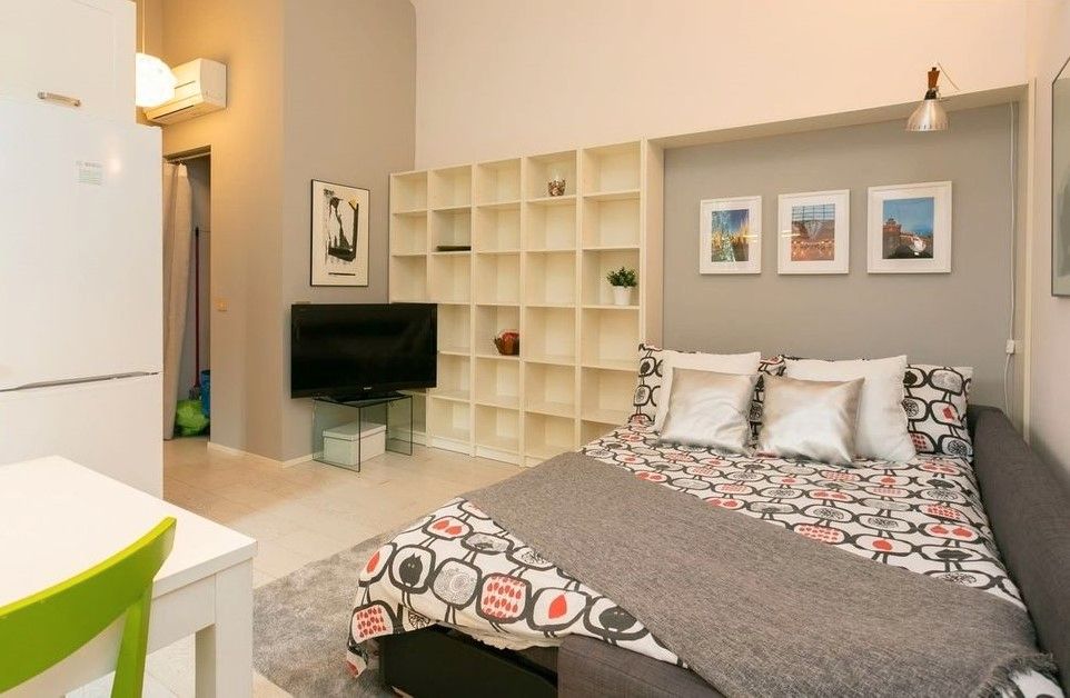 Dormitori de Pis de lloguer en  Murcia Capital amb Moblat, TV i Es permeten mascotes