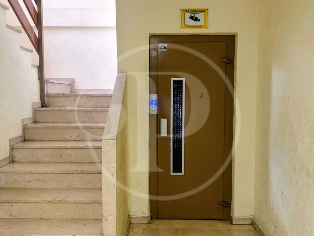 Flat for sale in Paterna  with Air Conditioner