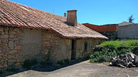 Foto 3 de Casa adosada en venda a Calle Jose Antonio, 2, Bonilla de la Sierra, Ávila