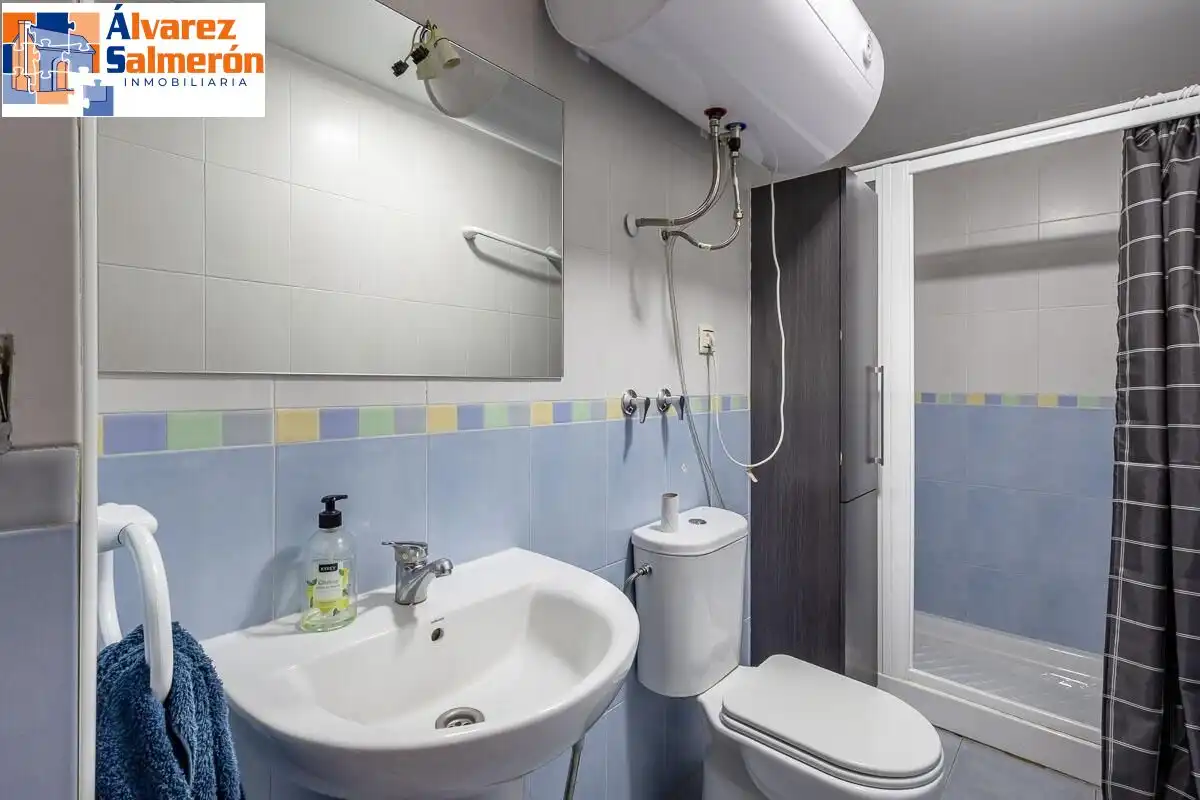 Flat with lift for sale in Barrio de la Vega, imagen 15