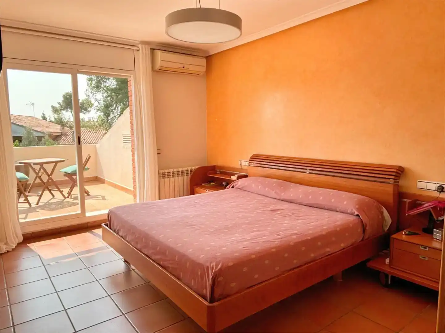 Dormitori de Casa o xalet en venda en Corbera de Llobregat, Barcelona