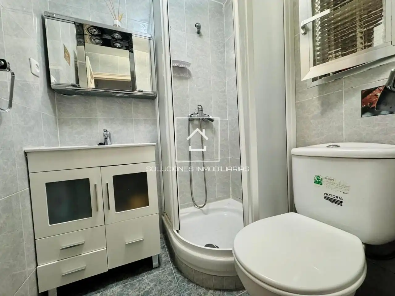 Bathroom of Ground floor for sale in Pedralba