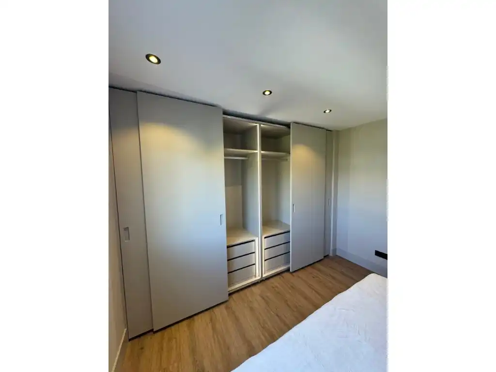 Bedroom of Apartments for sale in Calvià  with Air Conditioner, Terrace and Balcony