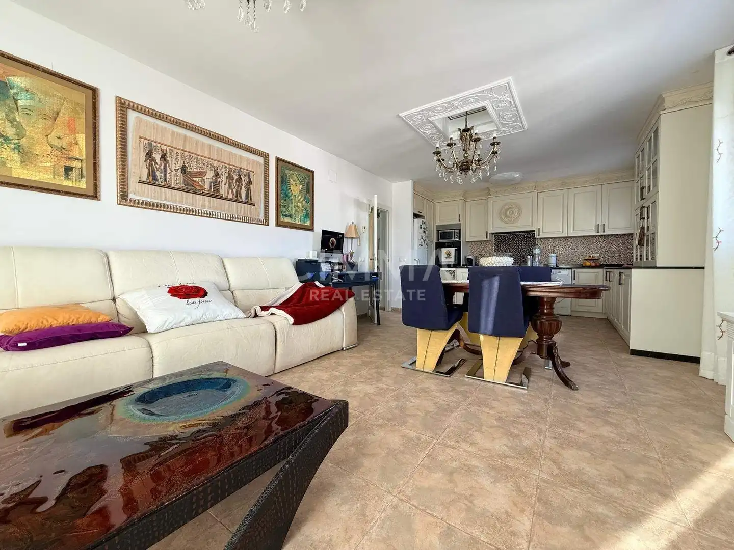 Sala de estar de Casa o chalet en venta en La Nucia con Aire acondicionado, Jardín privado y Terraza
