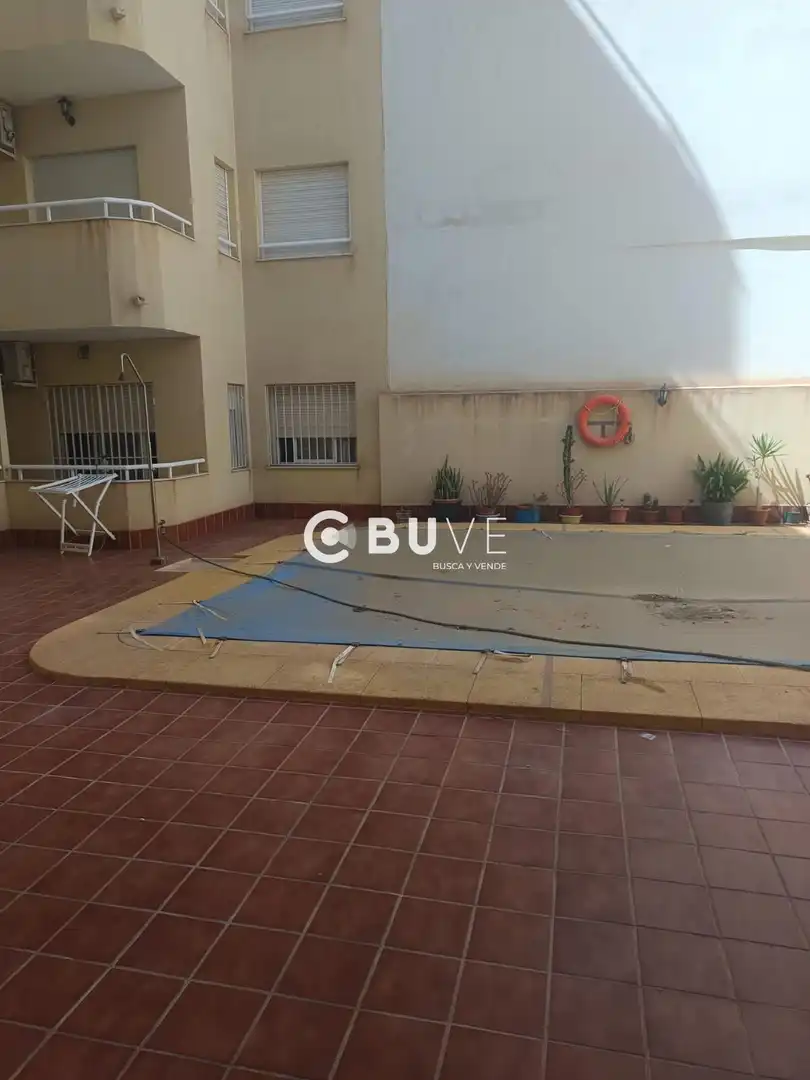 Piscina de Piso en venta en Población de Arroyo con Terraza, Piscina y Balcón