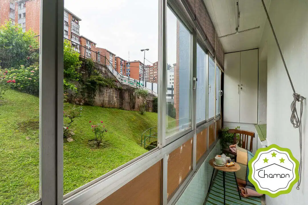 Terraza de Piso en venta en Bilbao  con Calefacción, Amueblado y Balcón