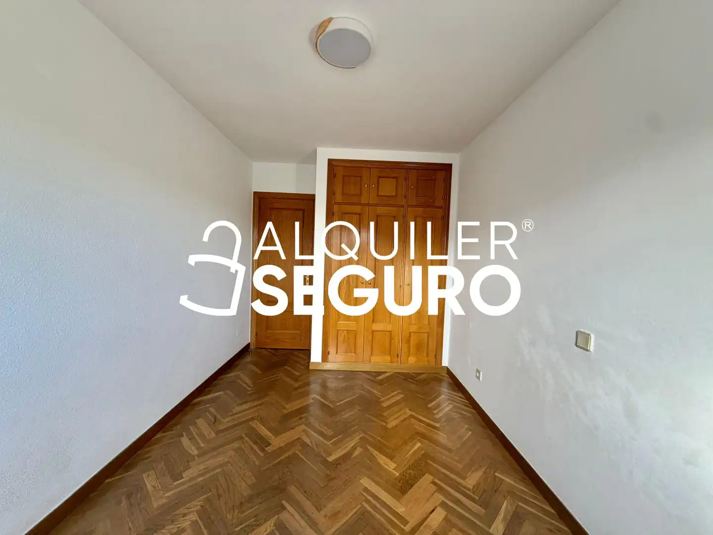 Habitación de Piso de alquiler en Pozuelo de Alarcón con Calefacción, Terraza y Trastero