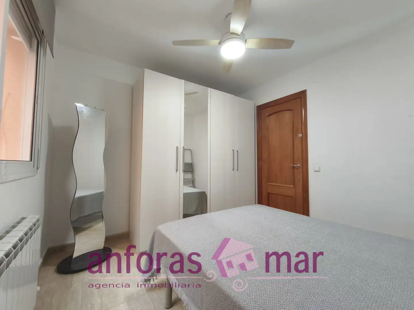 Dormitori de Apartament en venda en Creixell amb Calefacció, Terrassa i Moblat