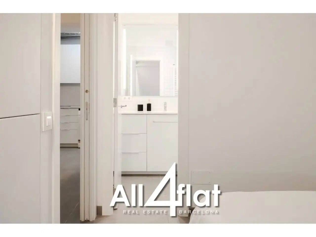 Schlafzimmer von Wohnung zur Miete in Barcelona mit Klimaanlage, Heizung und Möbliert