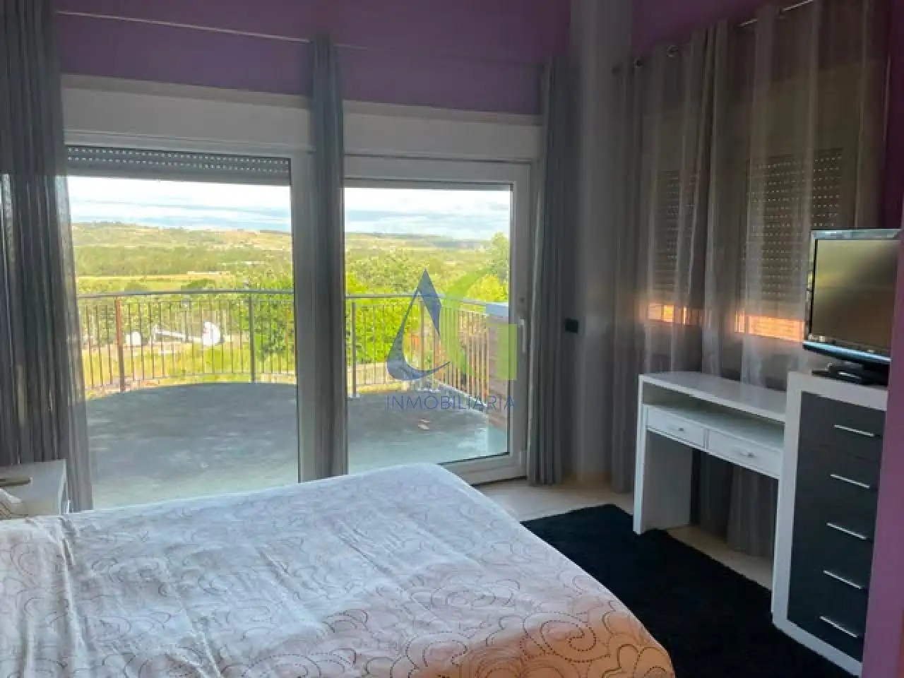 Dormitori de Casa o xalet en venda en Sariegos amb Calefacció, Jardí privat i Parquet