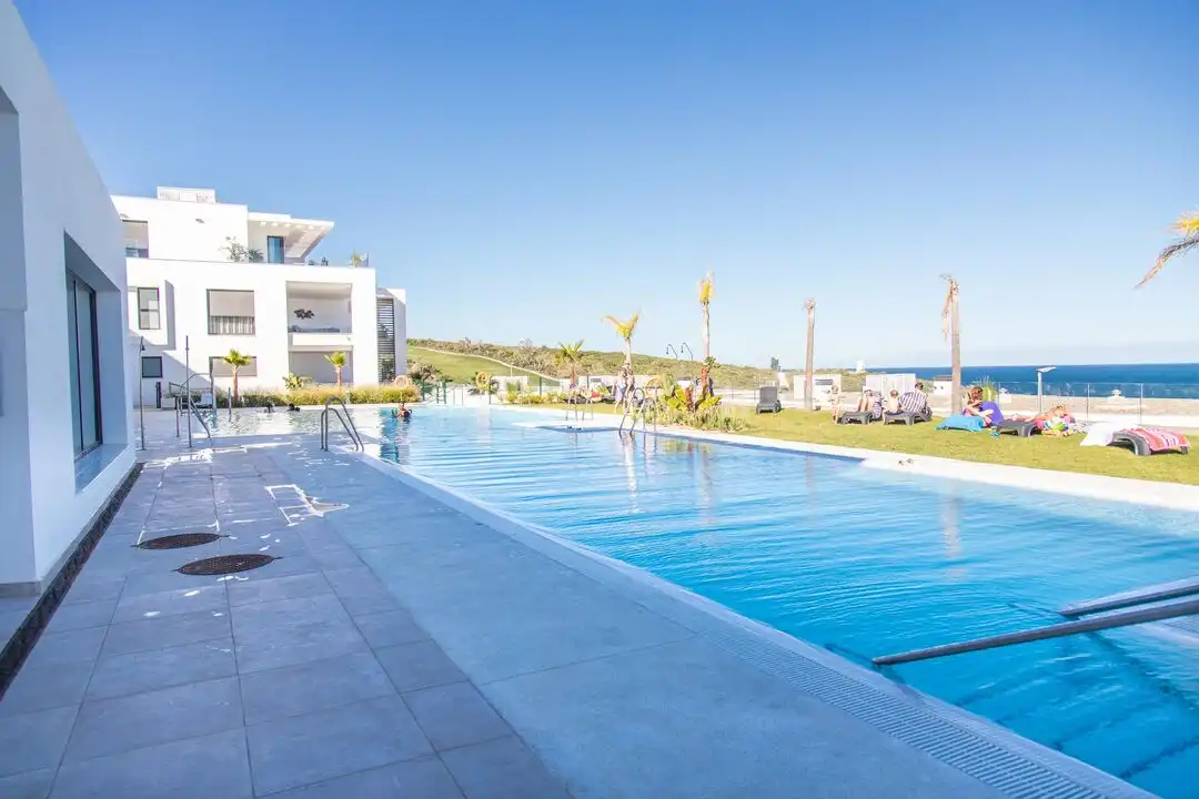 Swimming pool of Duplexes for rent in La Alcaidesa  with Air Conditioner, Heating and Private garden