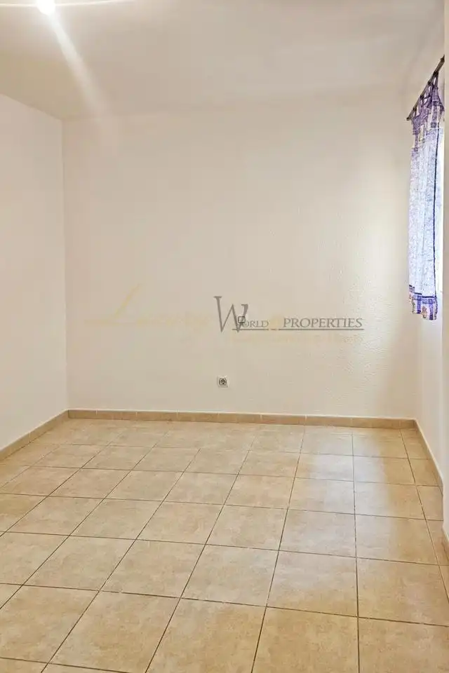 Sala de estar de Apartamento en venta en Arona con Terraza y Trastero