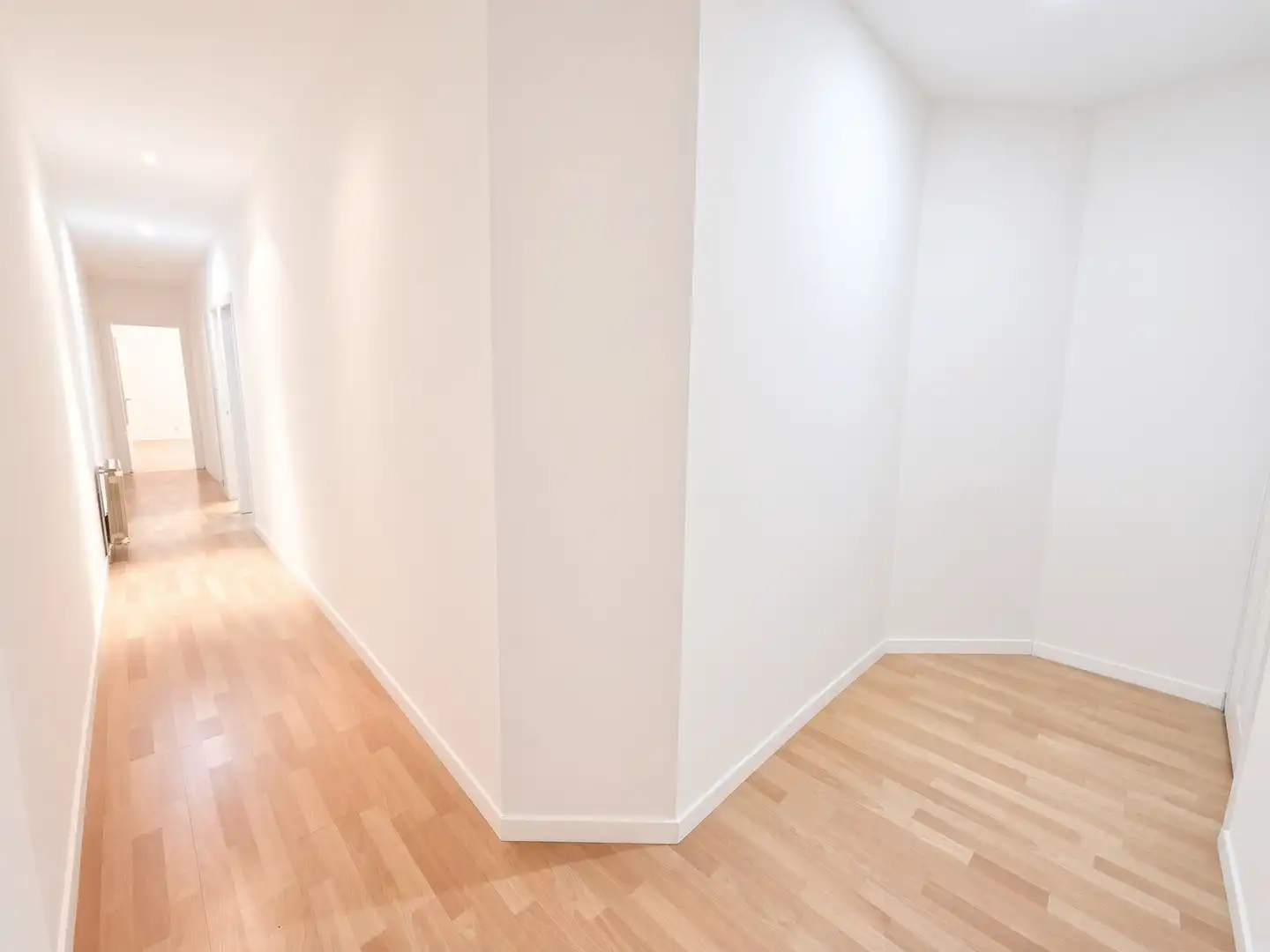 Flat for sale in Madrid  with Air Conditioner, Heating and Washing machine
