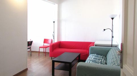 Foto 2 de Apartamento de alquiler en Jerónimos, Madrid Capital