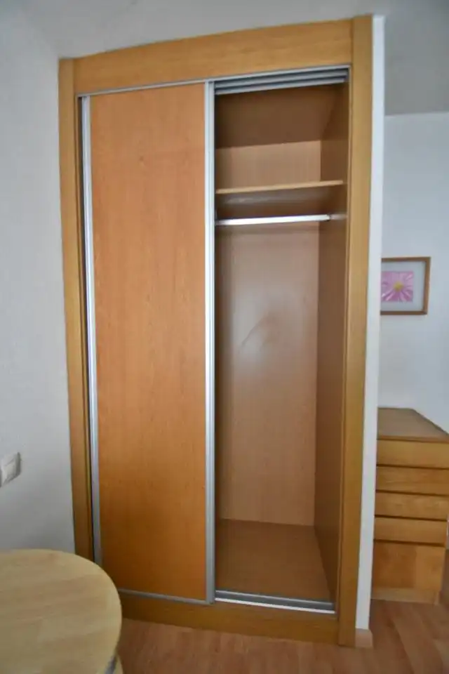 Habitación de Planta baja en venta en Olmedo con Calefacción y Trastero