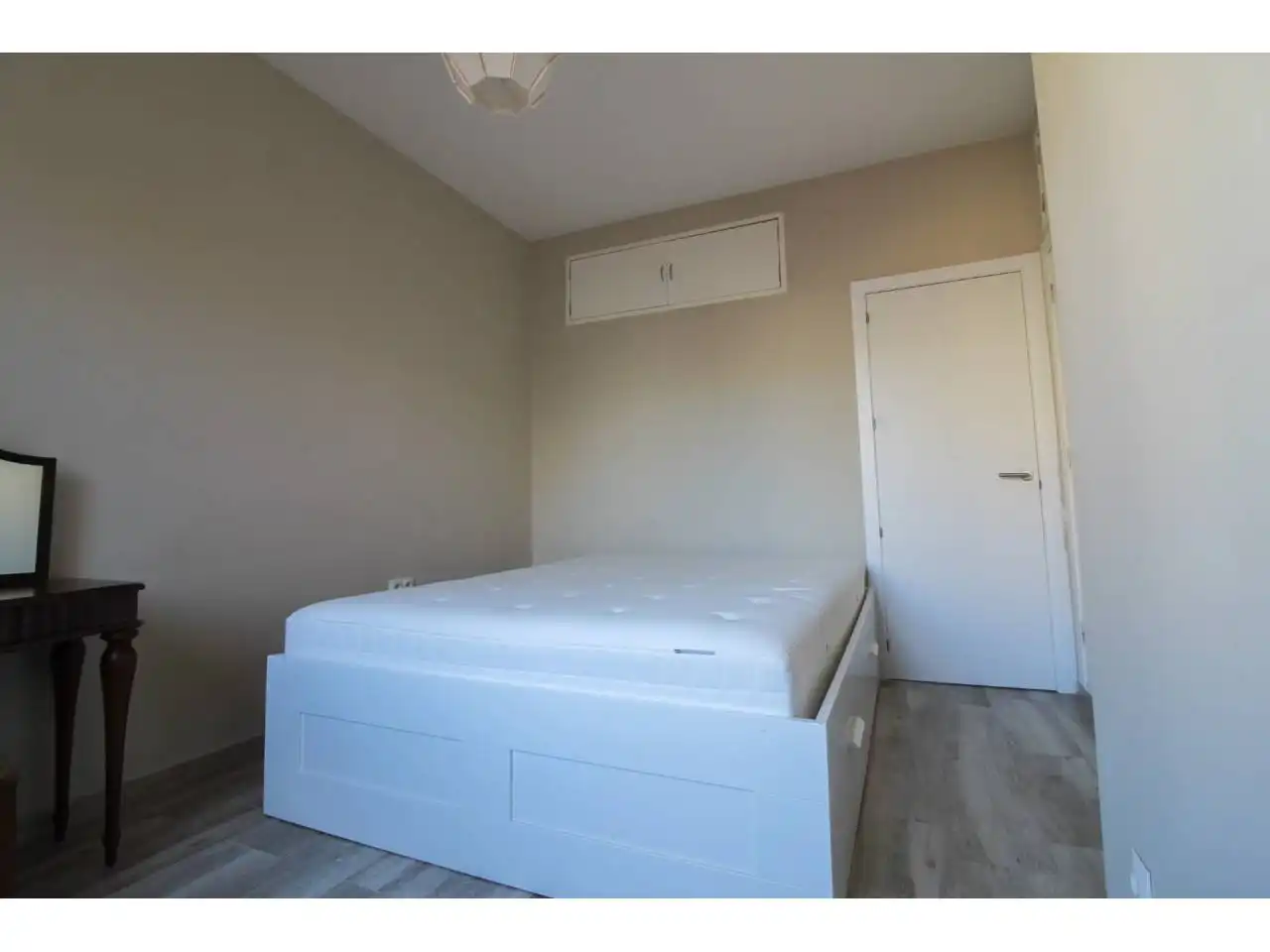 Schlafzimmer von Wohnung zur Miete in Barcelona mit Parkett, Möbliert und Alarm