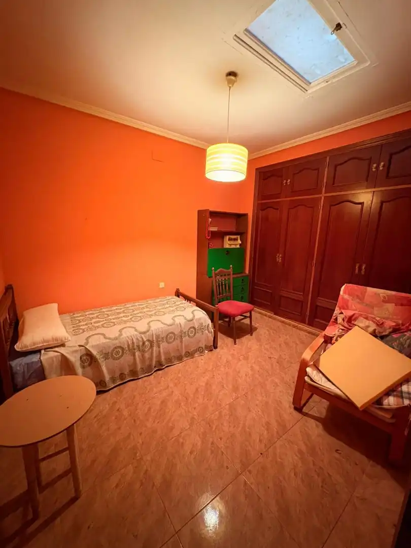 House for sale in Padres Capuchinos, imagen 2
