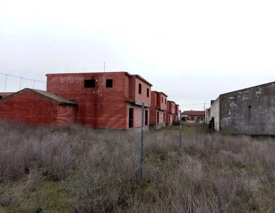 Exterior view of Houses for sale in Matapozuelos