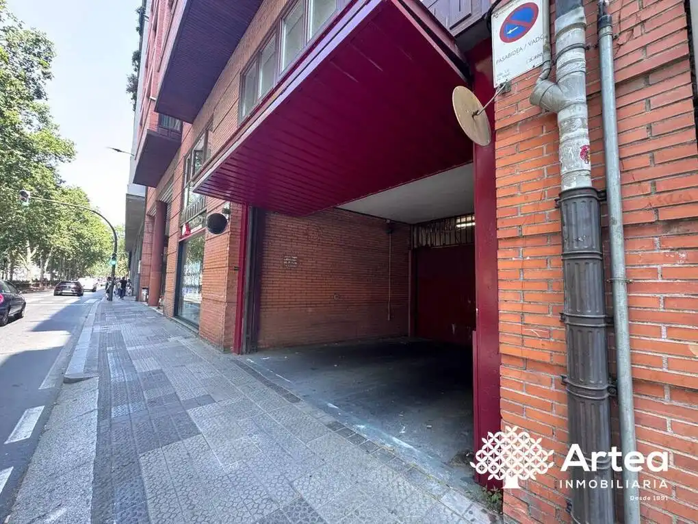 Vista exterior de Garatge de lloguer en Bilbao 