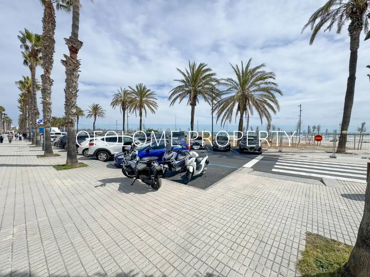Außenansicht von Wohnung zum Verkauf in Salou mit Parkett, Balkon und Alarm