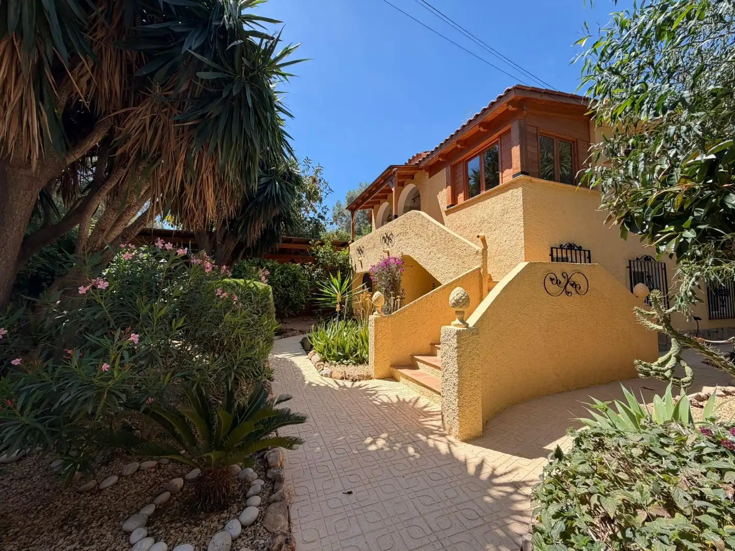 Vista exterior de Casa o chalet de alquiler en L'Alfàs del Pi con Aire acondicionado, Jardín privado y Piscina