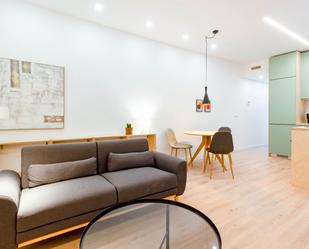 Sala d'estar de Pis de lloguer en  Madrid Capital amb Aire condicionat, Calefacció i Forn