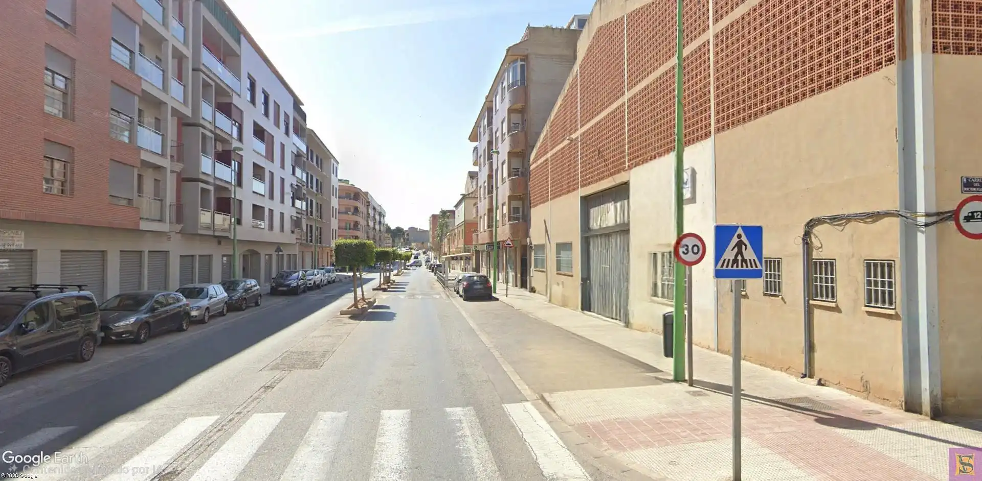 Außenansicht von Fabrikhallen zur Miete in La Pobla de Vallbona