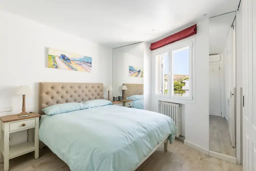 Schlafzimmer von Wohnungen zum Verkauf in Pollença mit Klimaanlage, Terrasse und Abstellraum