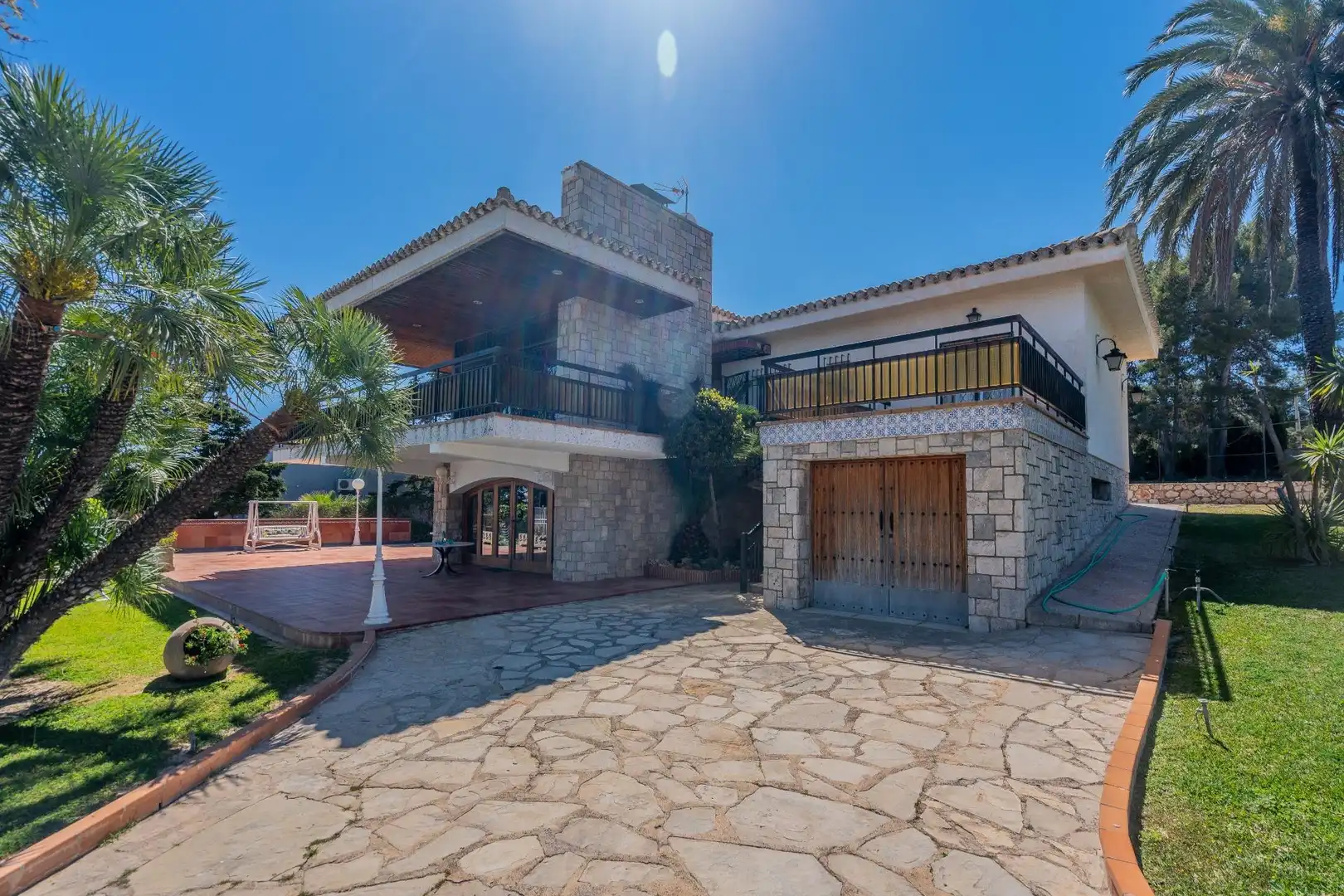 Vista exterior de Casa o chalet en venta en Torrent con Calefacción, Jardín privado y Terraza