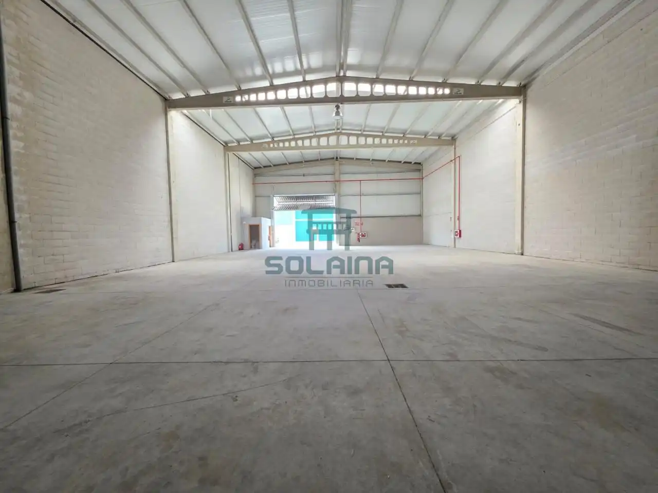 Industrial buildings for rent in San Cibrao das Viñas