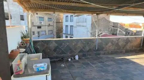 Foto 4 de Casa adosada en venta en Plaza Horno Nuevo, 11, Alburquerque, Badajoz