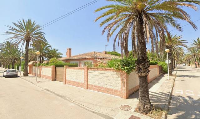 Casa-chalet en Venta en Calle BABOR-CABO ROIG en Cabo Roig