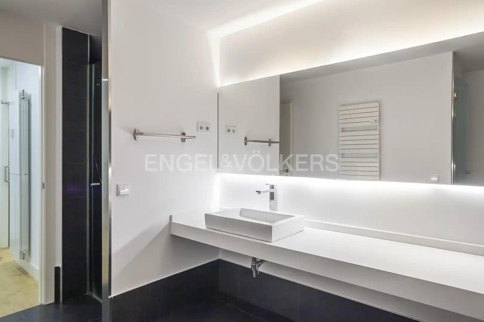Bany de Apartament de lloguer en Madrid amb Aire condicionat, Calefacció i Parquet