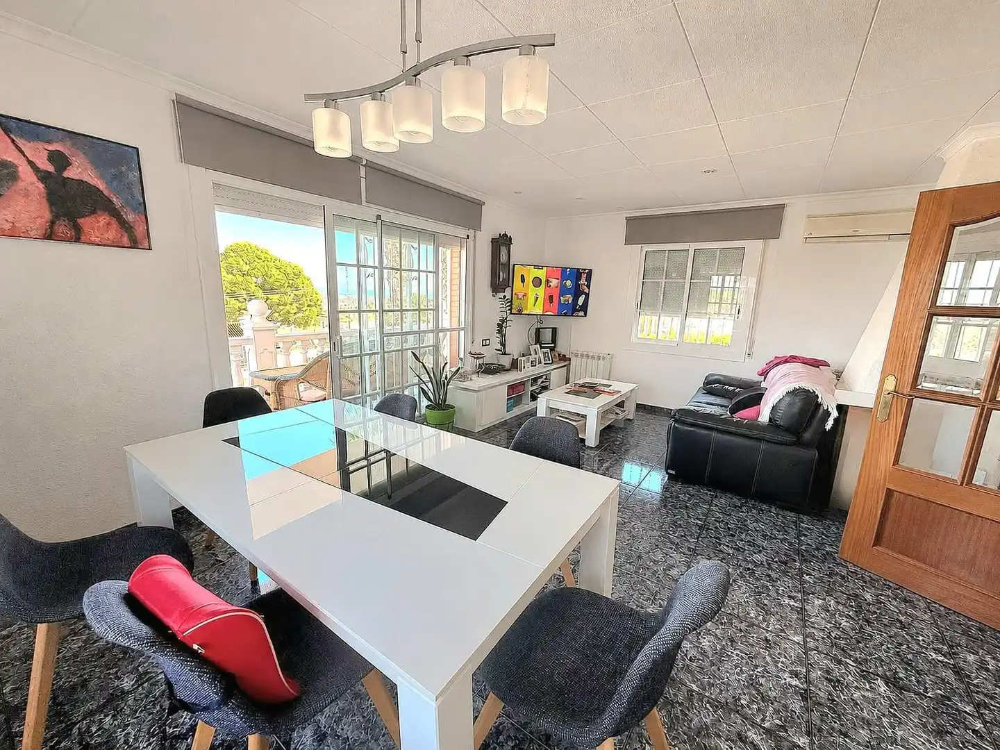 Living room of Houses for sale in El Vendrell  with Air Conditioner, Heating and Private garden