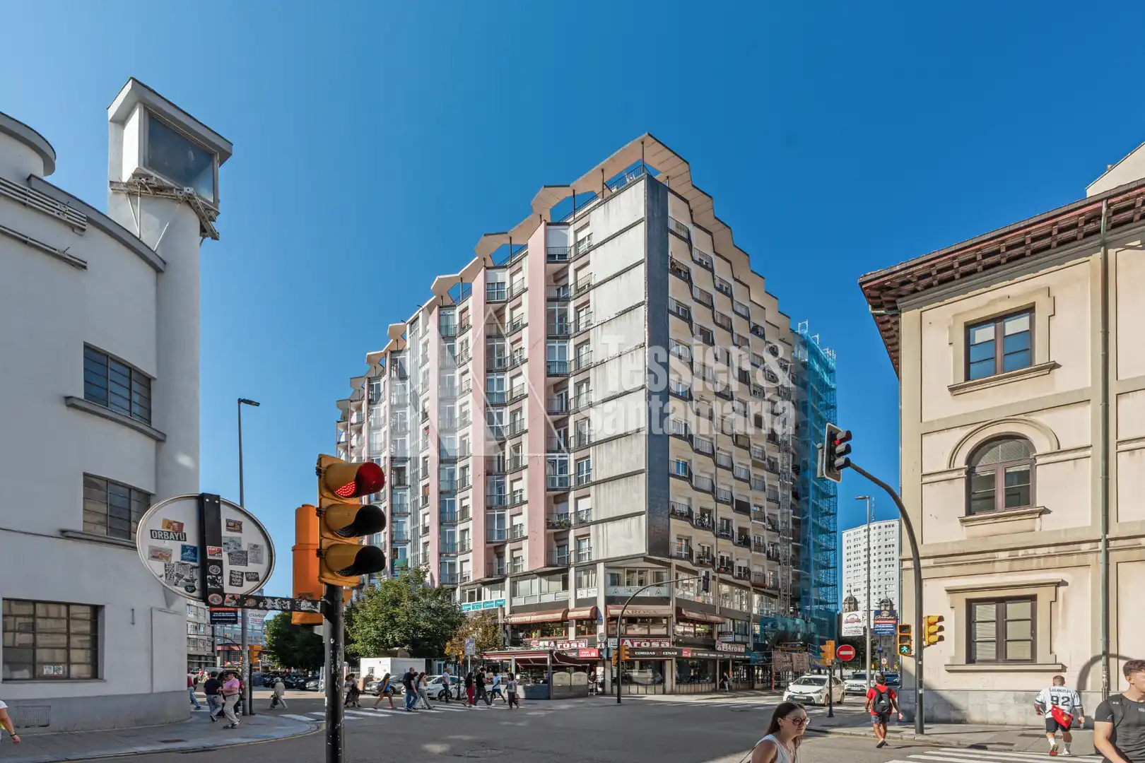 Pis amb terrassa en venda a Calle Llanes, imagen 3