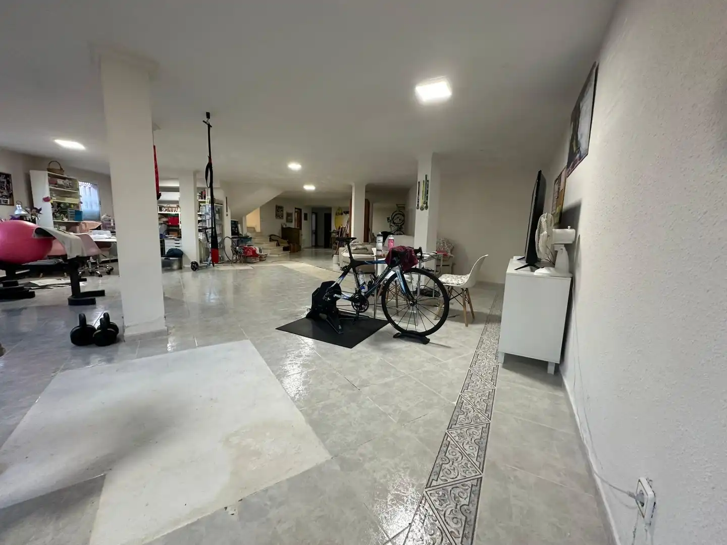 Houses for sale in Valencina de la Concepción  with Air Conditioner, Private garden and Community pool