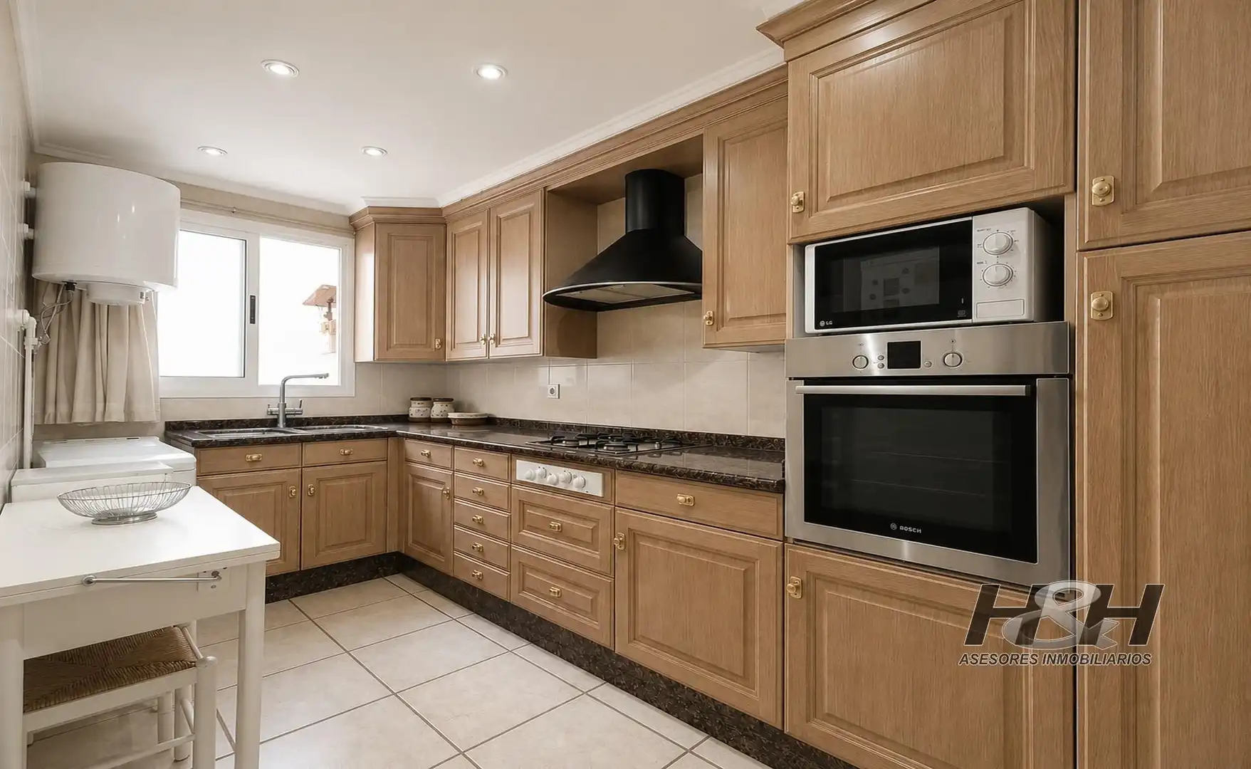 Cocina de Piso en venta en Godella con Aire acondicionado y Balcón
