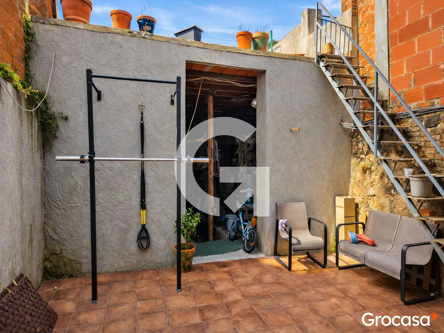 Terrassa de Casa o xalet en venda en Vallirana amb Jardí privat, Terrassa i Traster