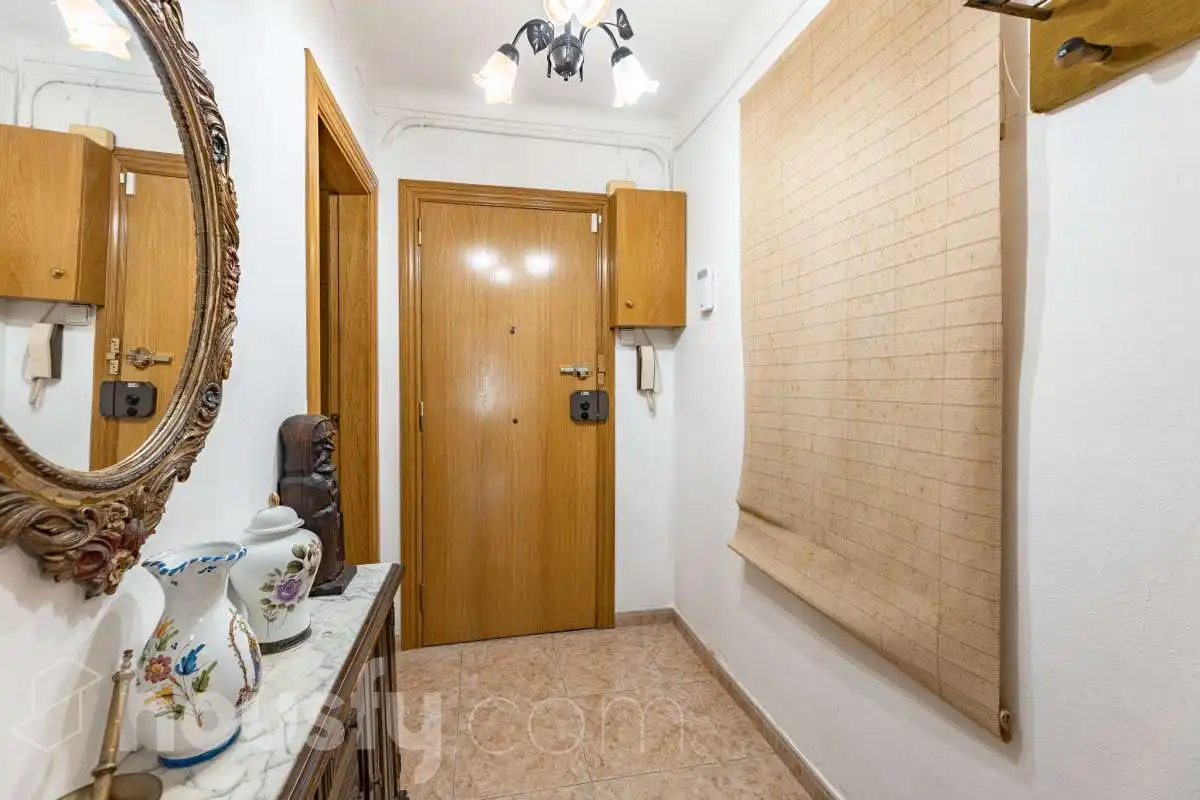 Wohnung zum Verkauf in Barcelona mit Möbliert