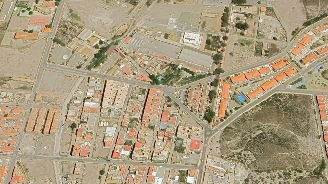 Büro zum Verkauf in C/ Profesor Hernández Sevilla , Las Majadas - Las Molinetas - Labradorcico