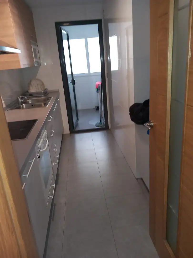 Pis de lloguer a Camino de la Térmica, Martín Carpena - Torre del Río
