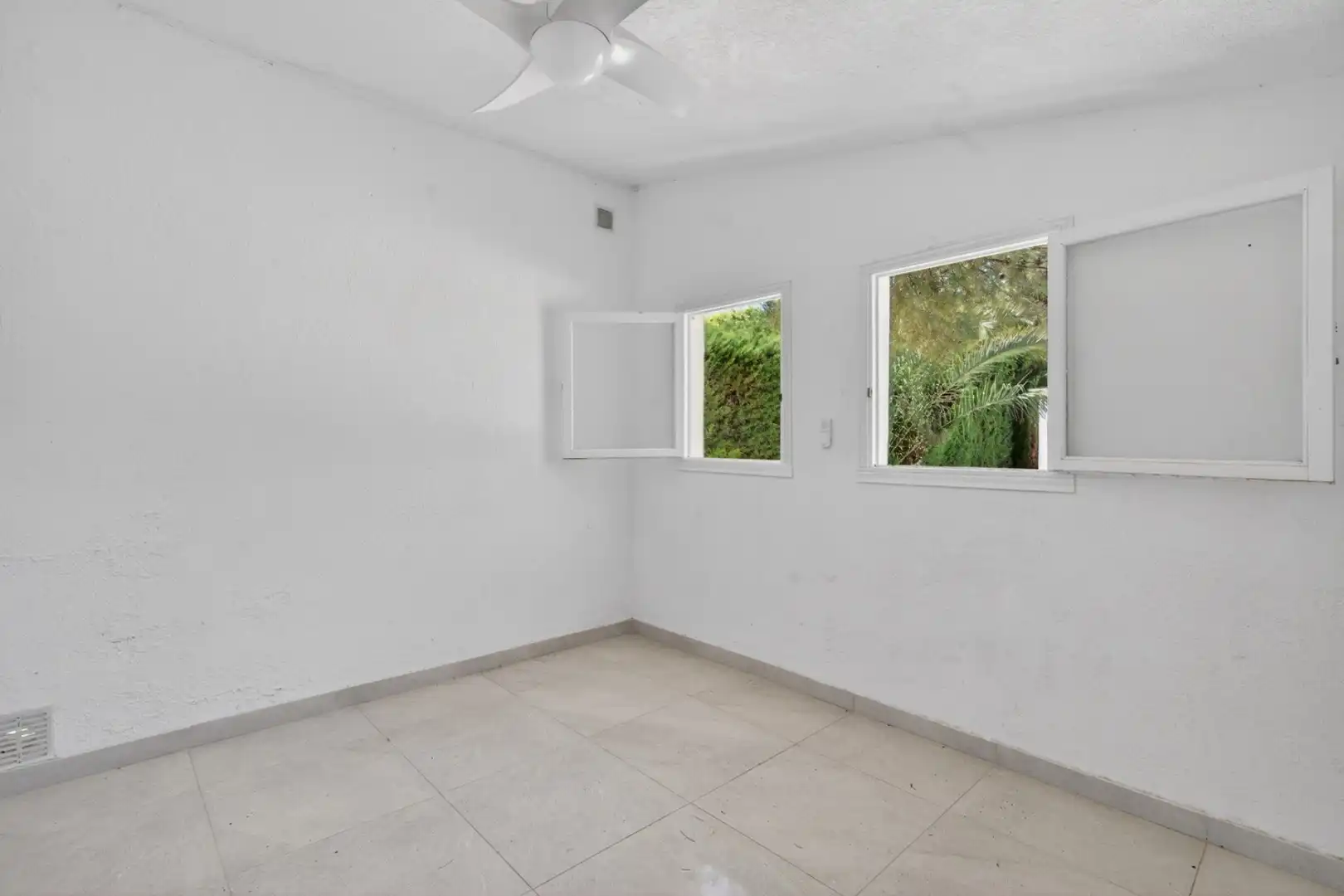 Casa o xalet en venda a Calle las Cigüeñas, -1, Los Girasoles