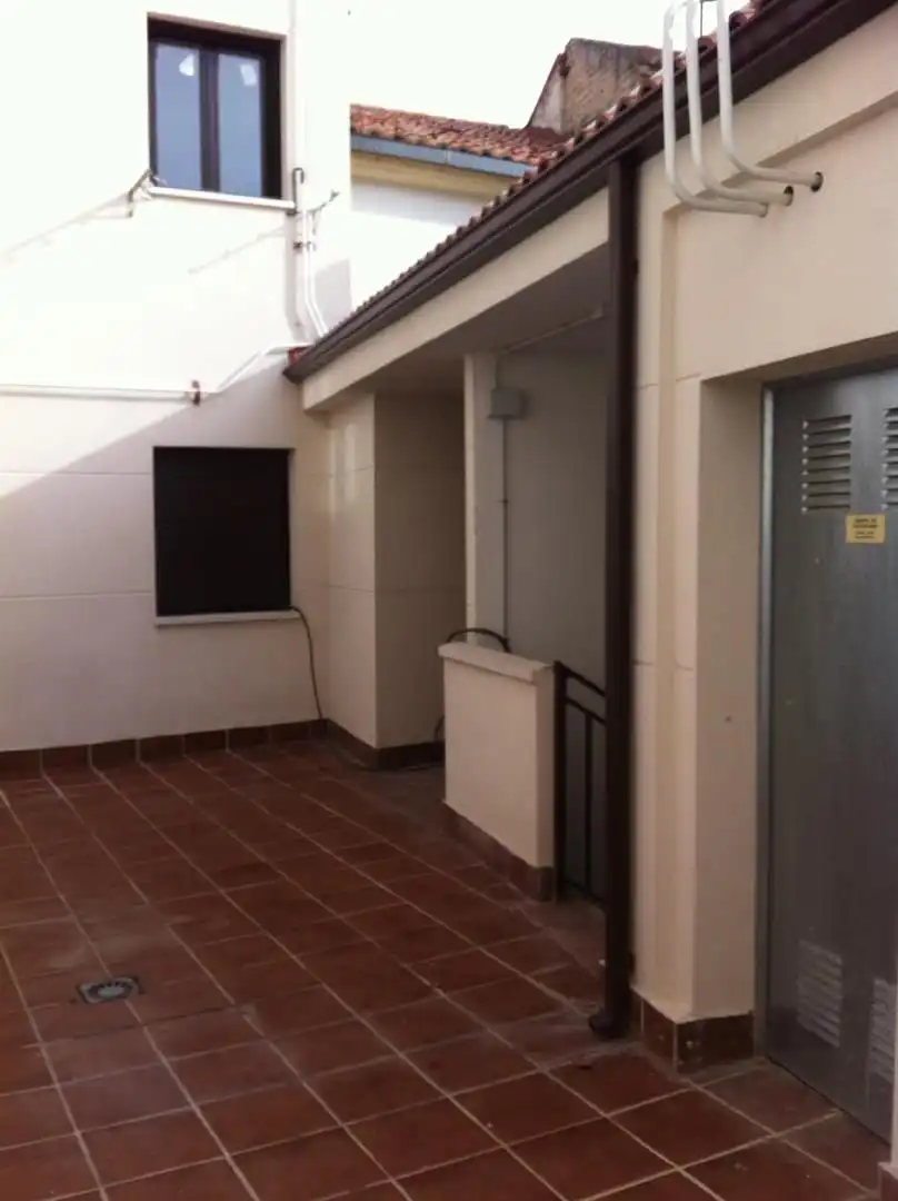 Dachboden mieten mit Kaufoption in Calle Mayor, 13, Tudela de Duero