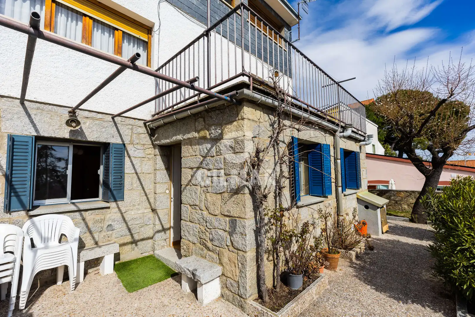 Exterior view of Detached homes for sale in San Lorenzo de El Escorial  with Private garden