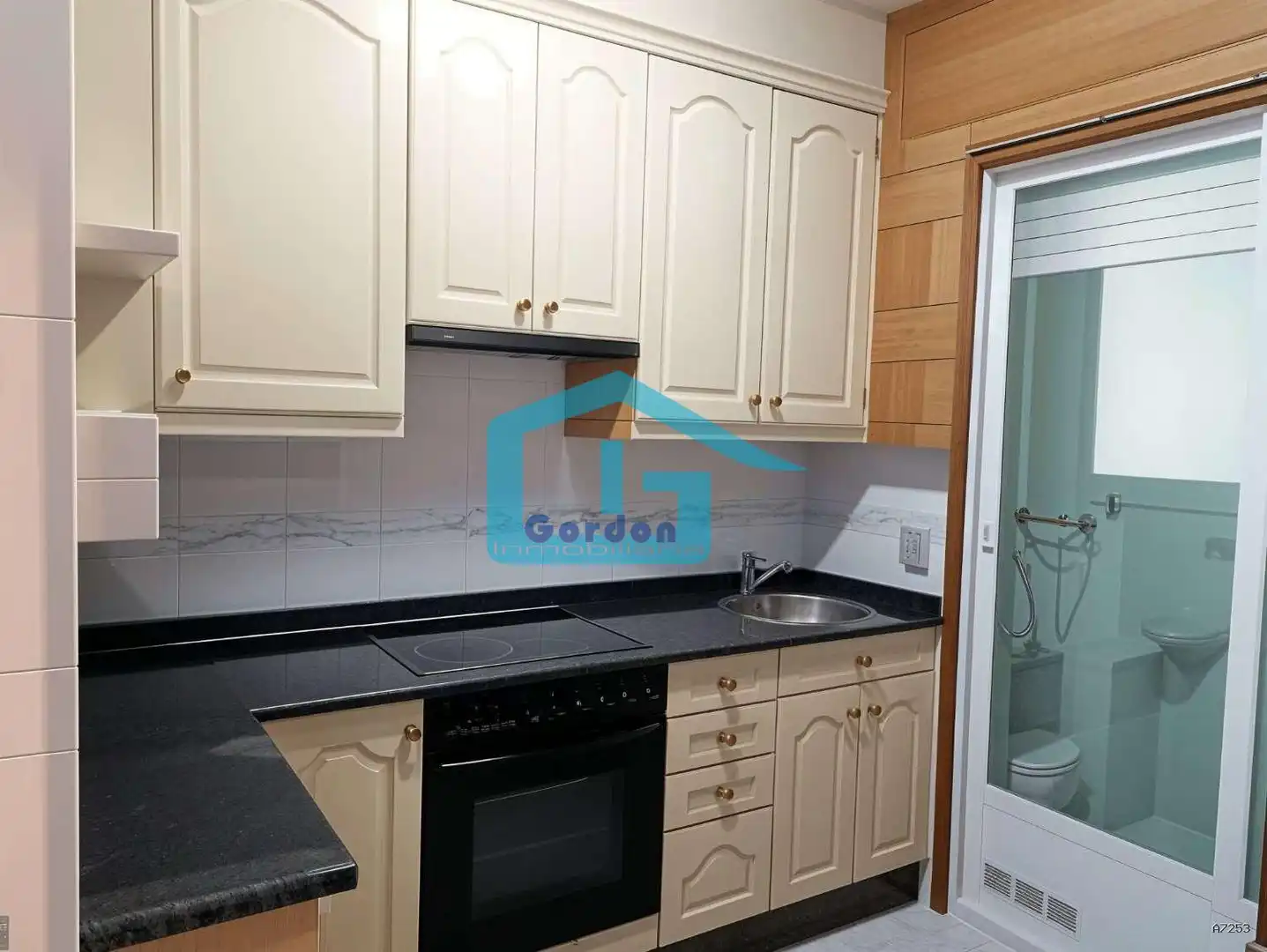 Küche von Wohnung zum Verkauf in Sanxenxo mit Terrasse und Möbliert