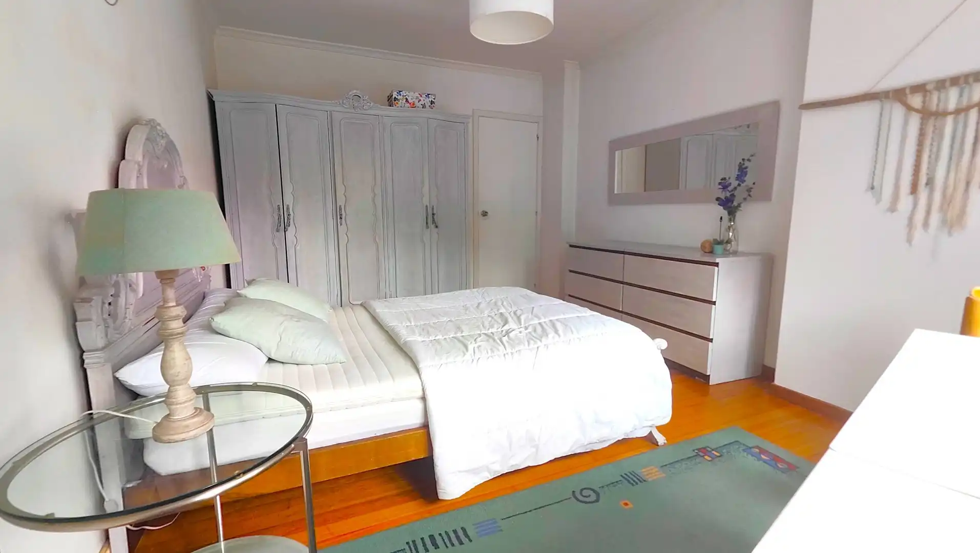 Habitación de Piso en venta en Santiago de Compostela  con Trastero y Amueblado